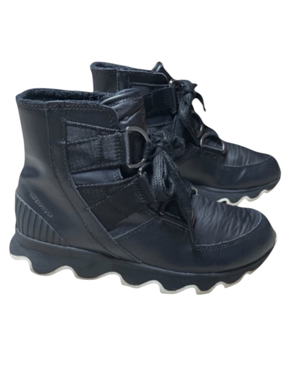 Sorel Kinetic Short Lace-Up Boots Booties Waterproof Insulated 6.5 Black